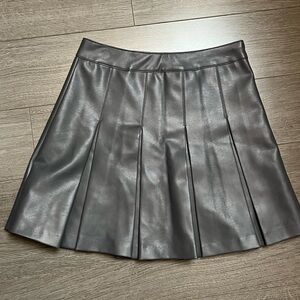 Pleated pleather skirt